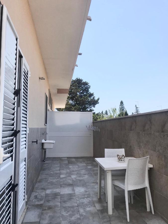 Monolocali White Angel Apartments ปอร์โตเชซาเรโอ ภายนอก รูปภาพ
