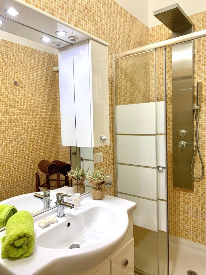 Monolocali White Angel Apartments ปอร์โตเชซาเรโอ ภายนอก รูปภาพ