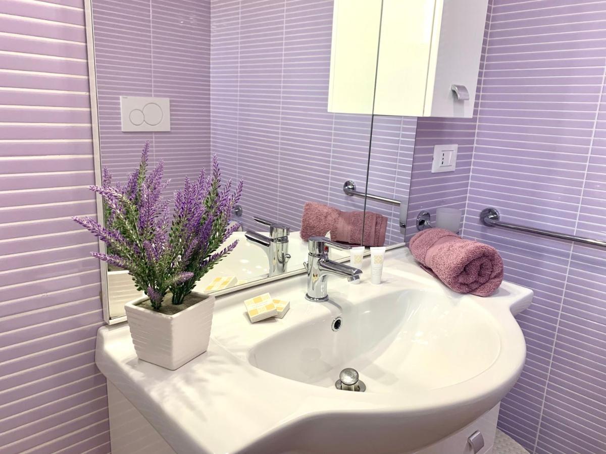 Monolocali White Angel Apartments ปอร์โตเชซาเรโอ ภายนอก รูปภาพ
