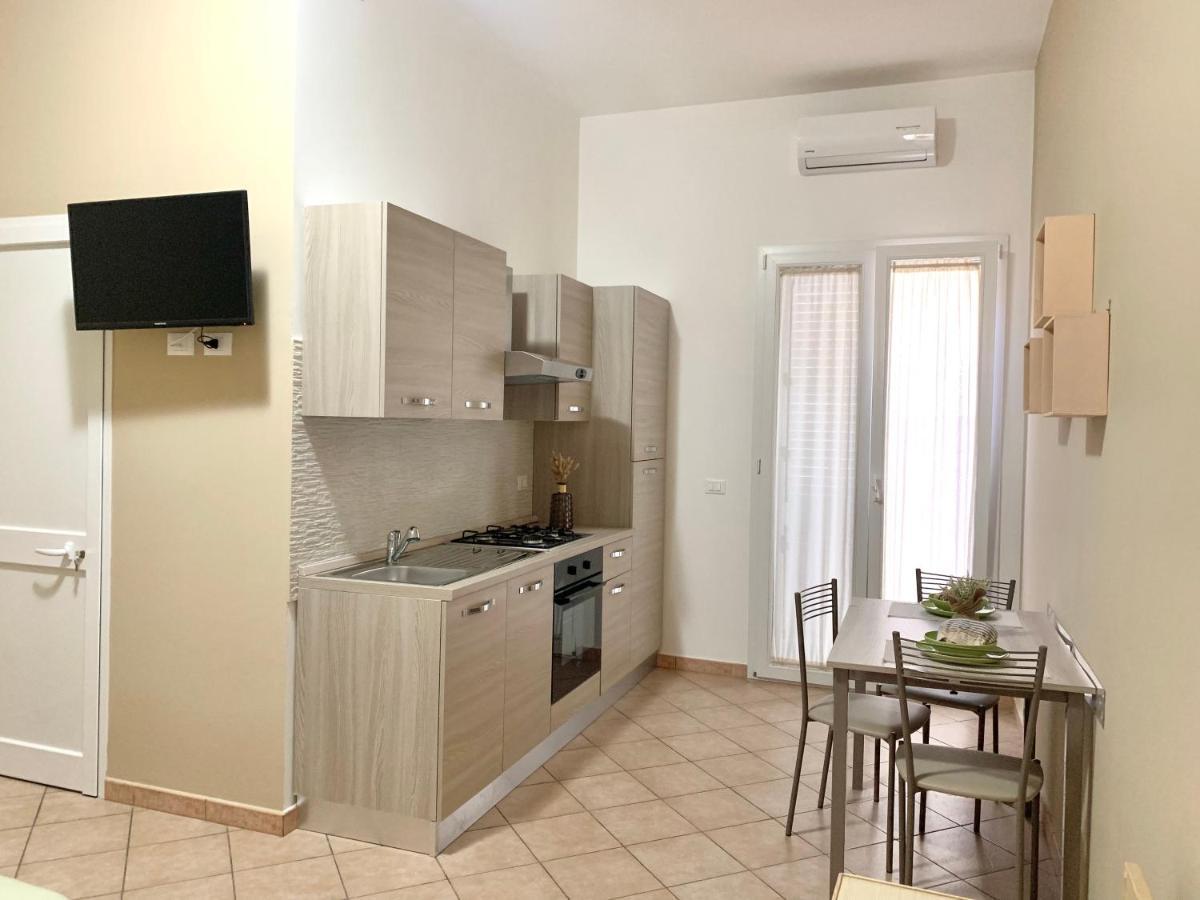 Monolocali White Angel Apartments ปอร์โตเชซาเรโอ ภายนอก รูปภาพ