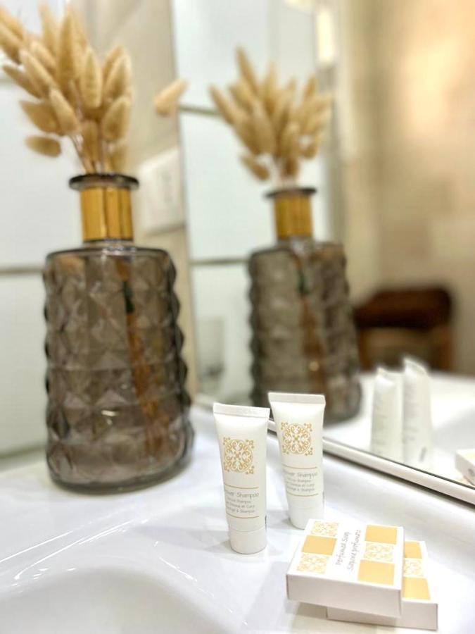 Monolocali White Angel Apartments ปอร์โตเชซาเรโอ ภายนอก รูปภาพ