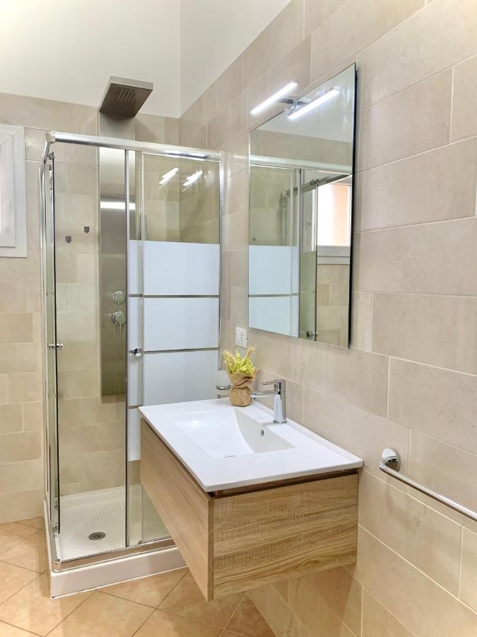 Monolocali White Angel Apartments ปอร์โตเชซาเรโอ ภายนอก รูปภาพ
